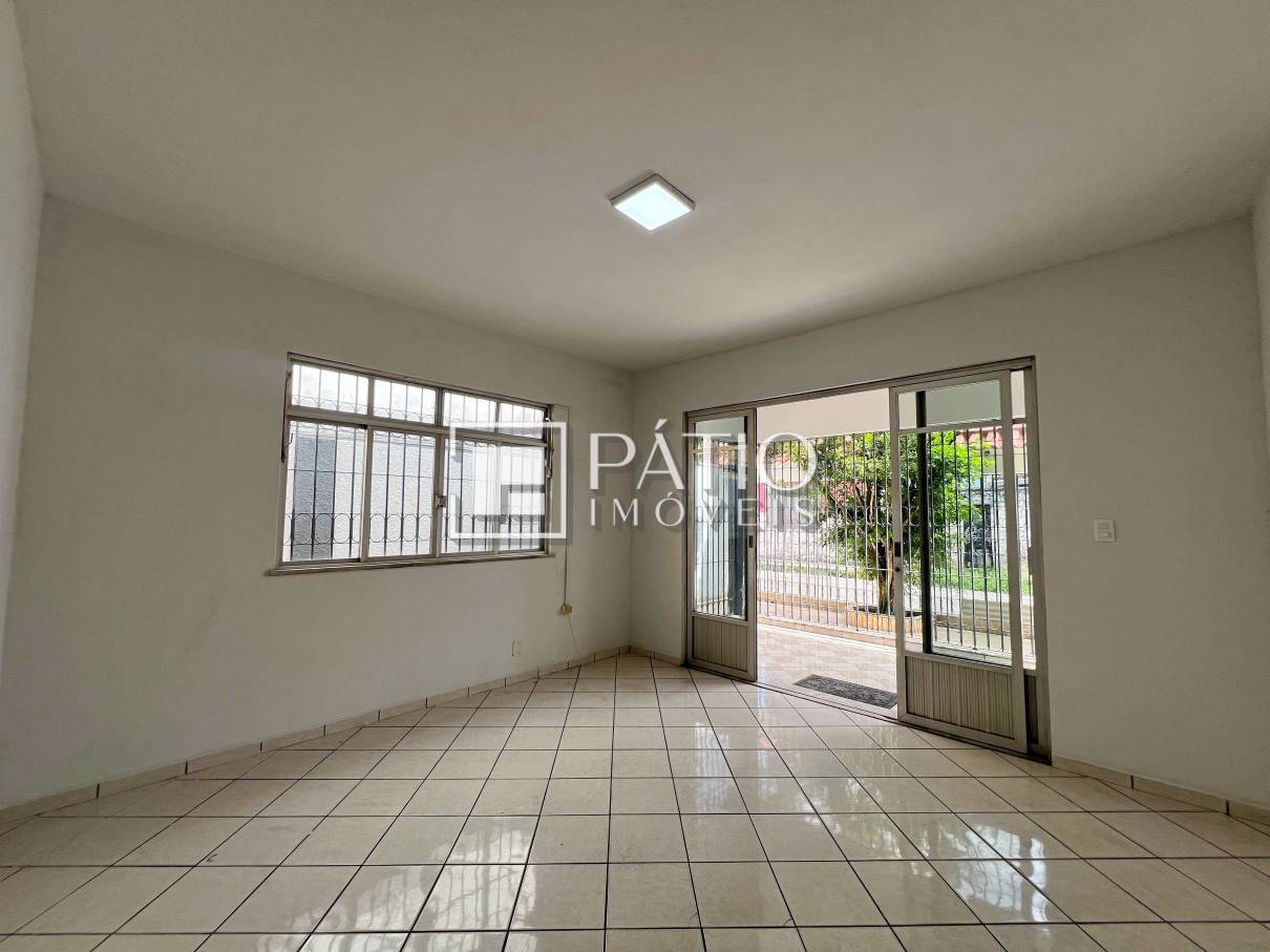 Casa à venda e aluguel com 6 quartos, 356m² - Foto 12