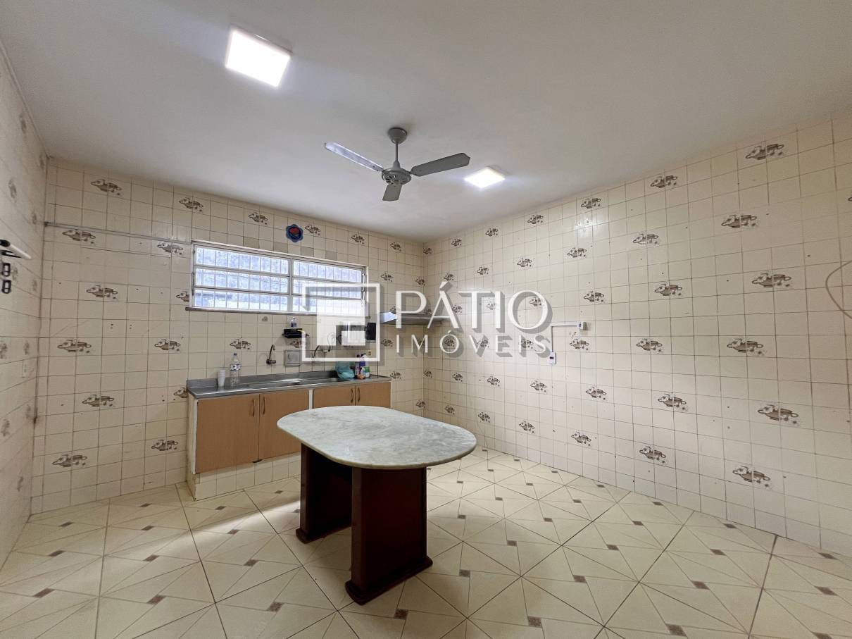 Casa à venda e aluguel com 6 quartos, 356m² - Foto 5
