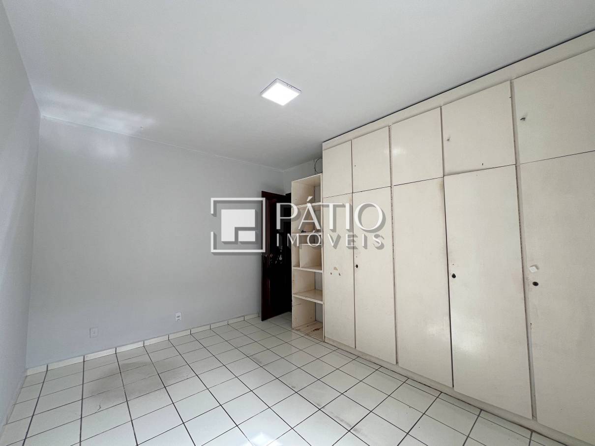 Casa à venda e aluguel com 6 quartos, 356m² - Foto 21
