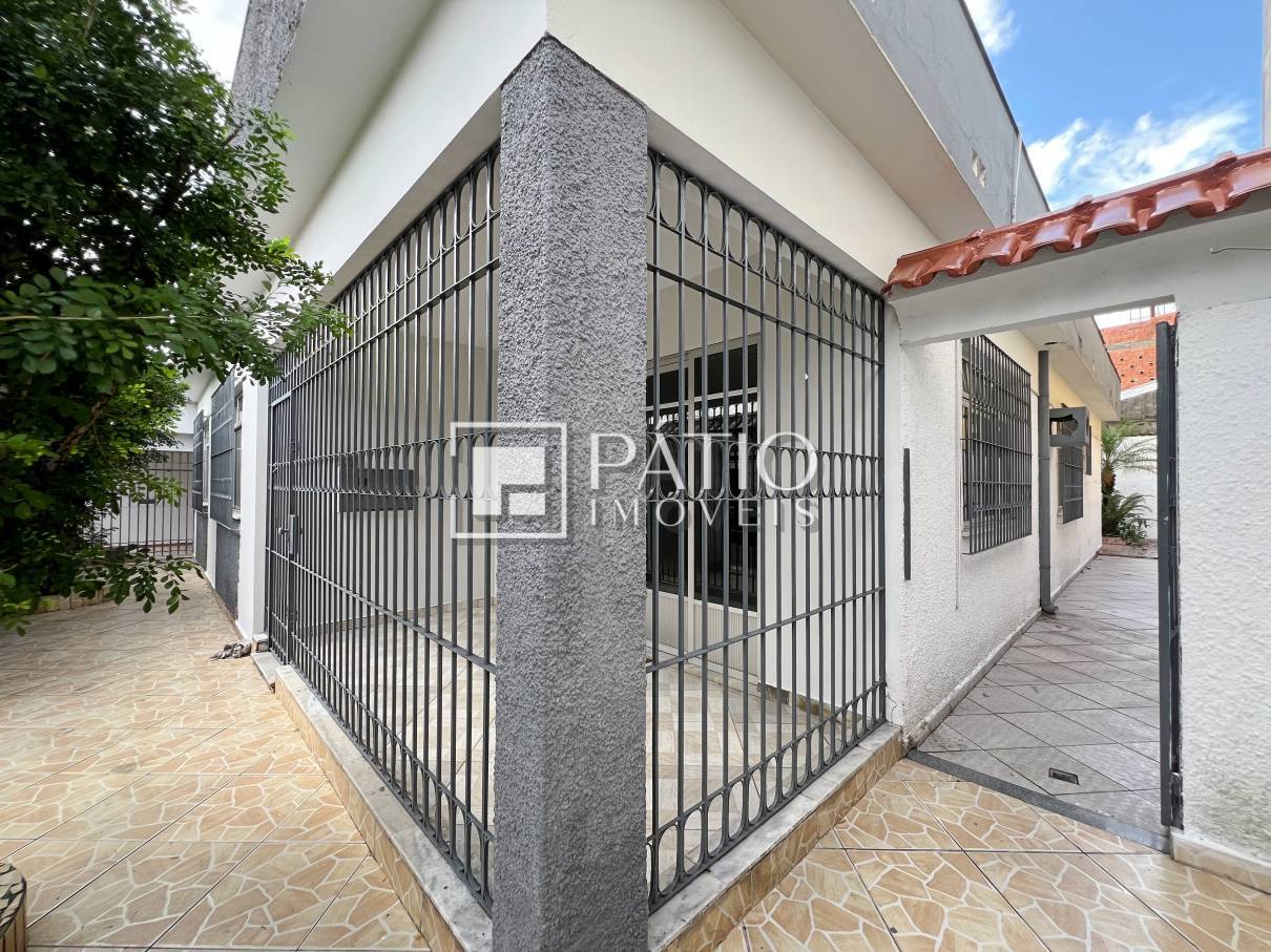 Casa à venda e aluguel com 6 quartos, 356m² - Foto 9
