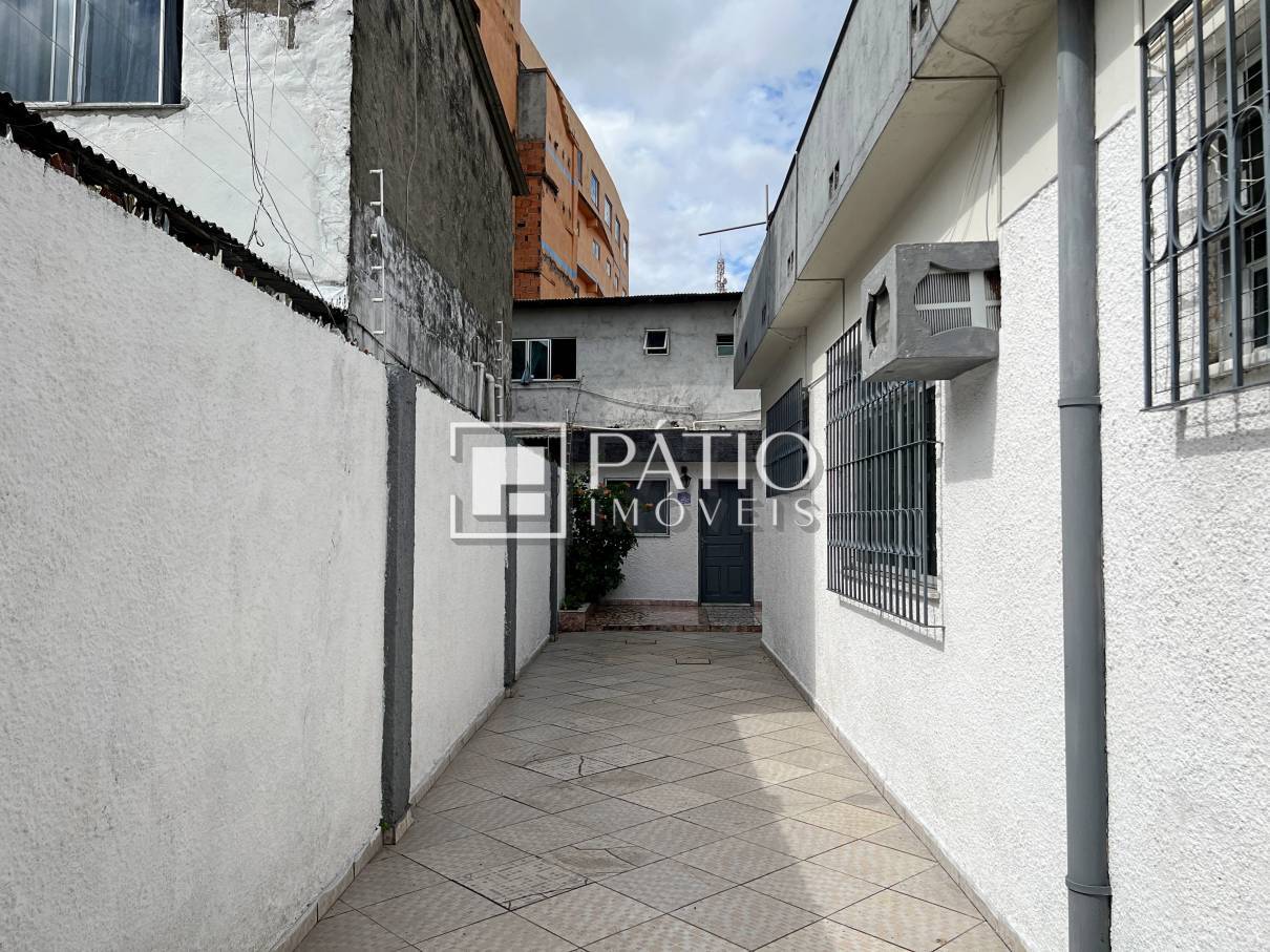 Casa à venda e aluguel com 6 quartos, 356m² - Foto 7