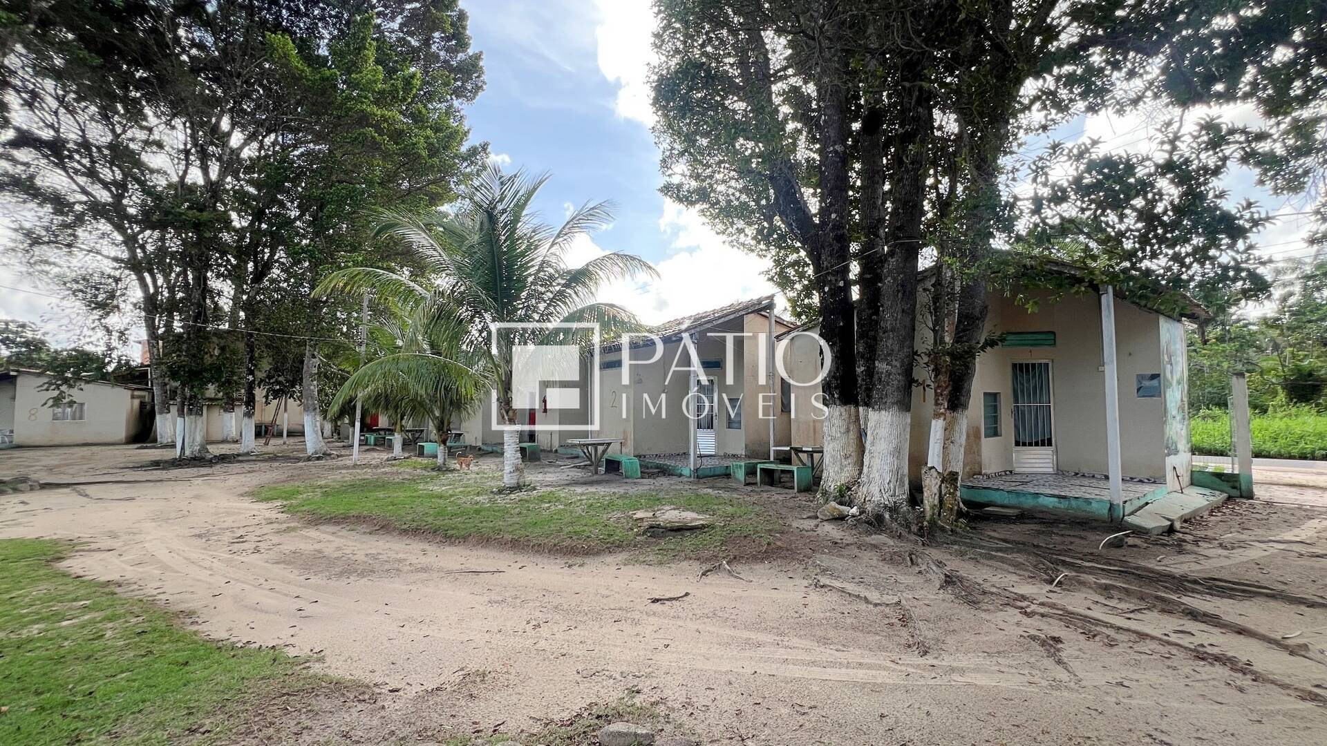 Prédio Inteiro à venda com 8 quartos, 1000m² - Foto 4