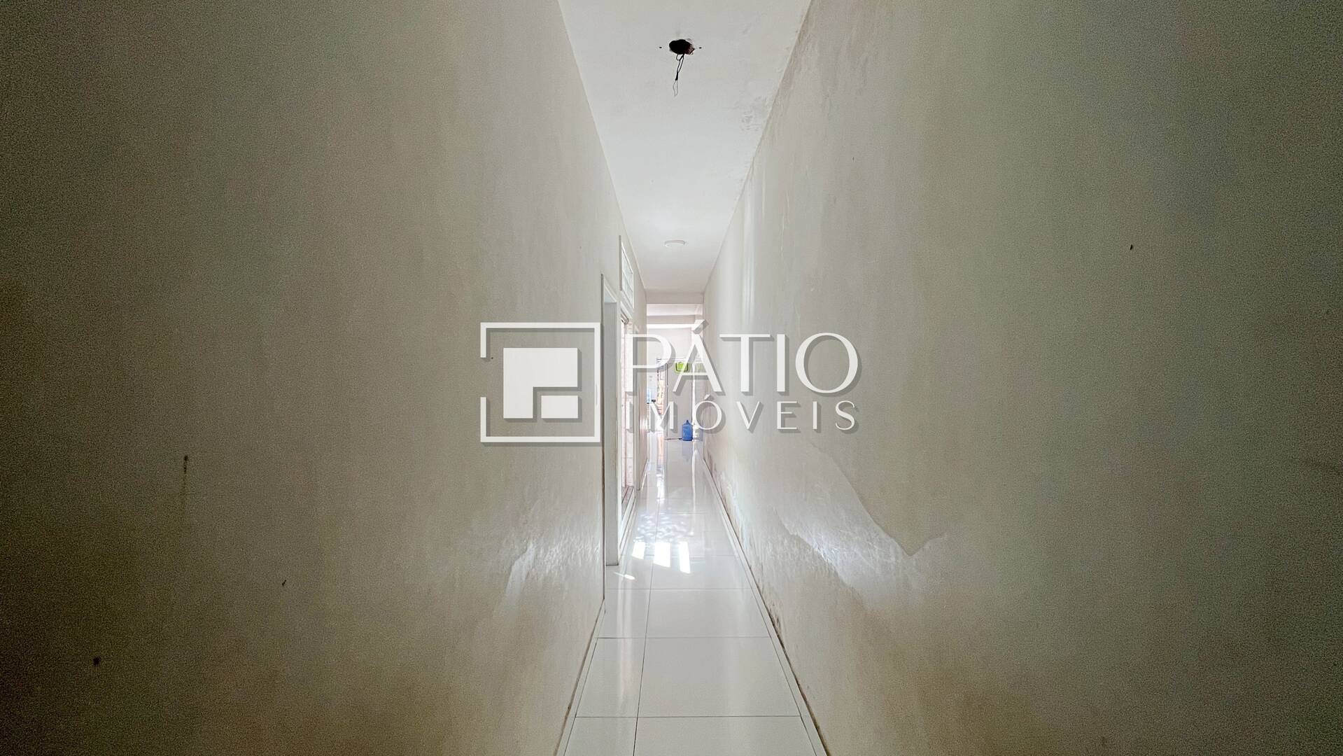 Casa à venda com 2 quartos, 179m² - Foto 14