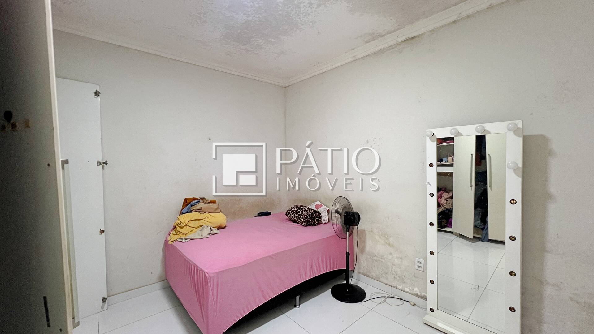 Casa à venda com 2 quartos, 179m² - Foto 8