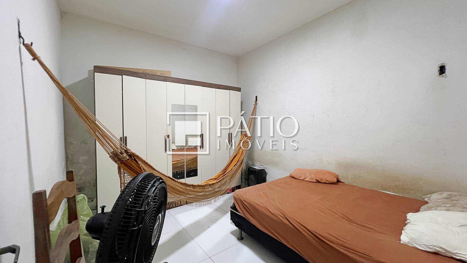 Casa à venda com 2 quartos, 179m² - Foto 11