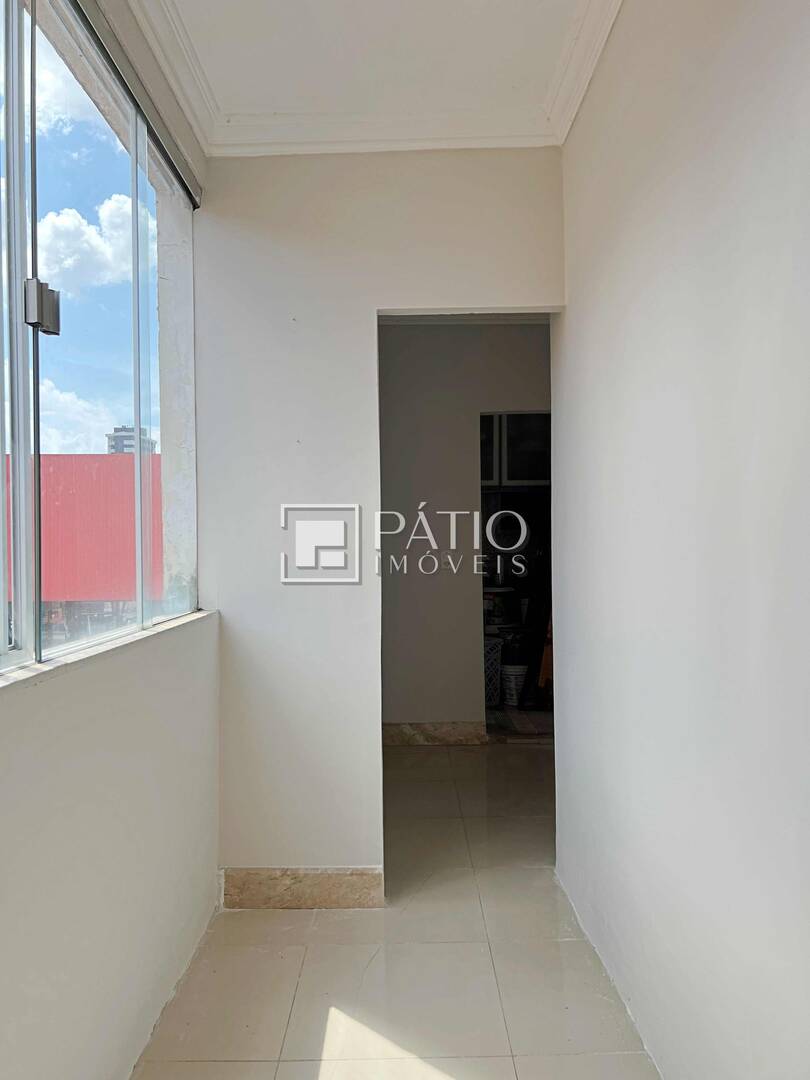 Apartamento à venda com 1 quarto, 42m² - Foto 2